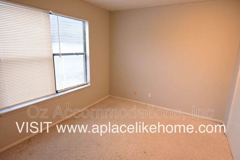 Available Now!! 8741 W 106th Ter, Overland Park, KS 66212 property image
