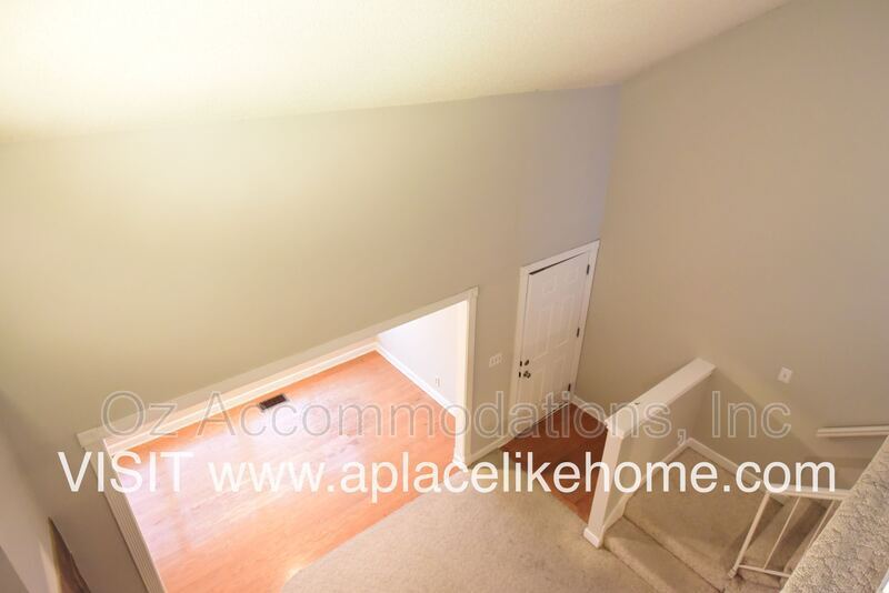 Available Now!! 8741 W 106th Ter, Overland Park, KS 66212 property image