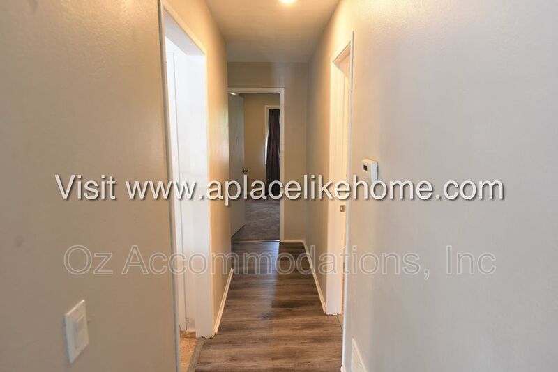 1428 NW 64th Terr, Kansas City, MO  64118 property image
