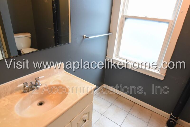 745 Pacific Ave, Kansas City, KS 66101 property image