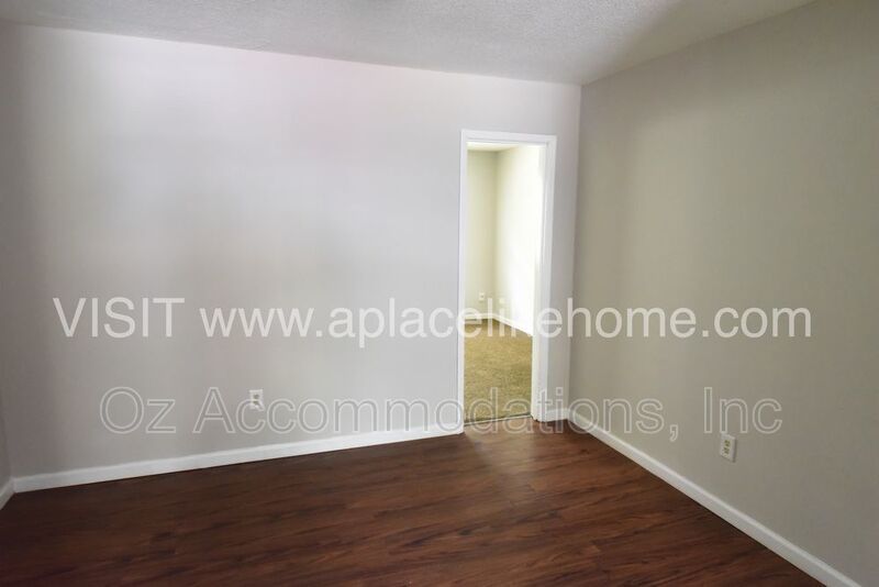 Charming 2-Bed Duplex with Split-Level Living in Overland Park! property image