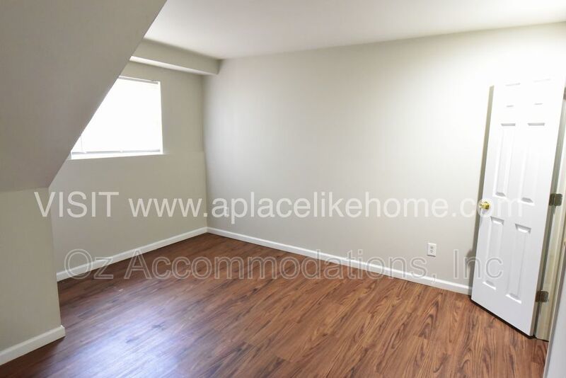 Charming 2-Bed Duplex with Split-Level Living in Overland Park! property image