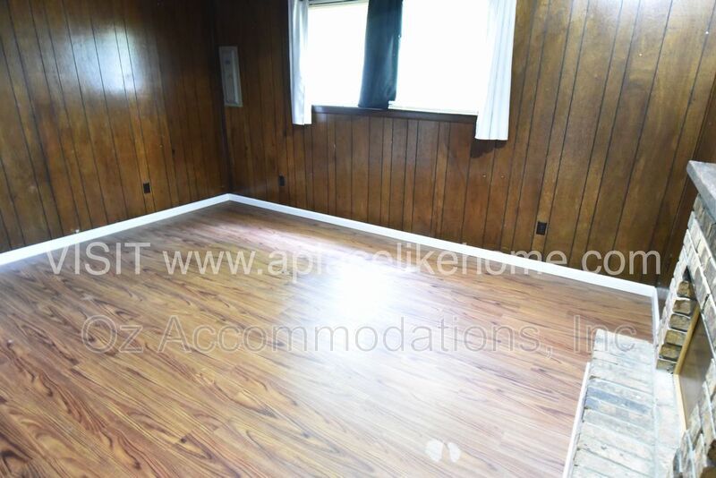 Charming 2-Bed Duplex with Split-Level Living in Overland Park! property image