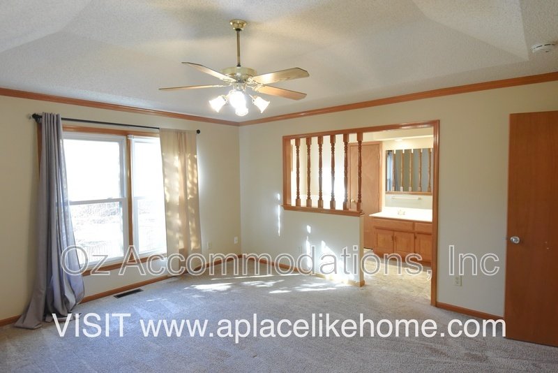 15813 W 125 Ter property image