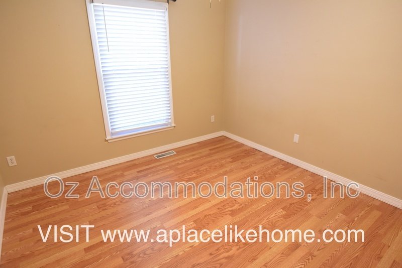 15813 W 125 Ter property image