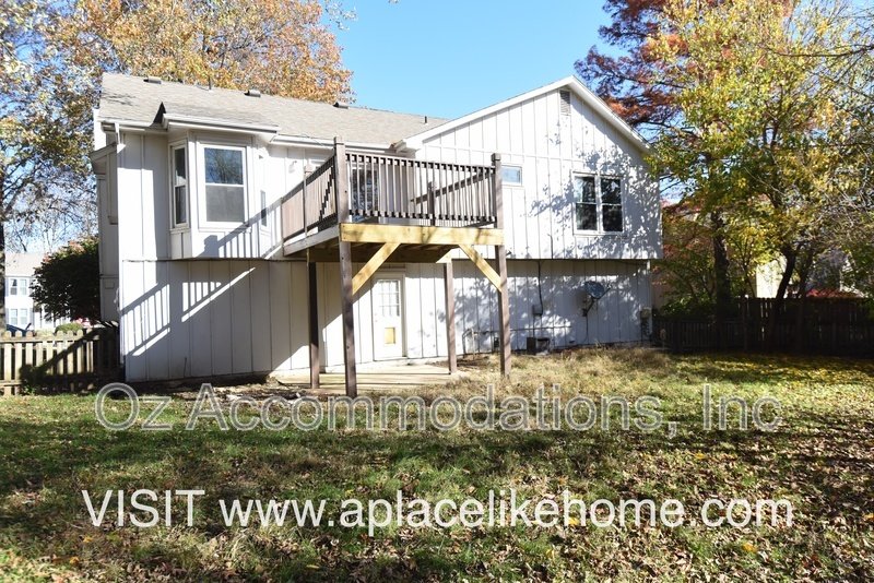 15813 W 125 Ter property image
