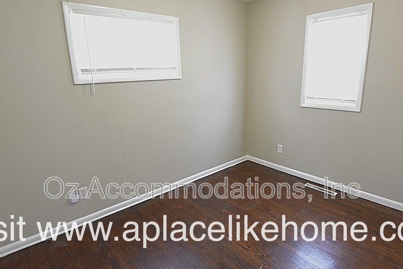 4934 Appleton Ave, Kansas City, MO 64133 property image