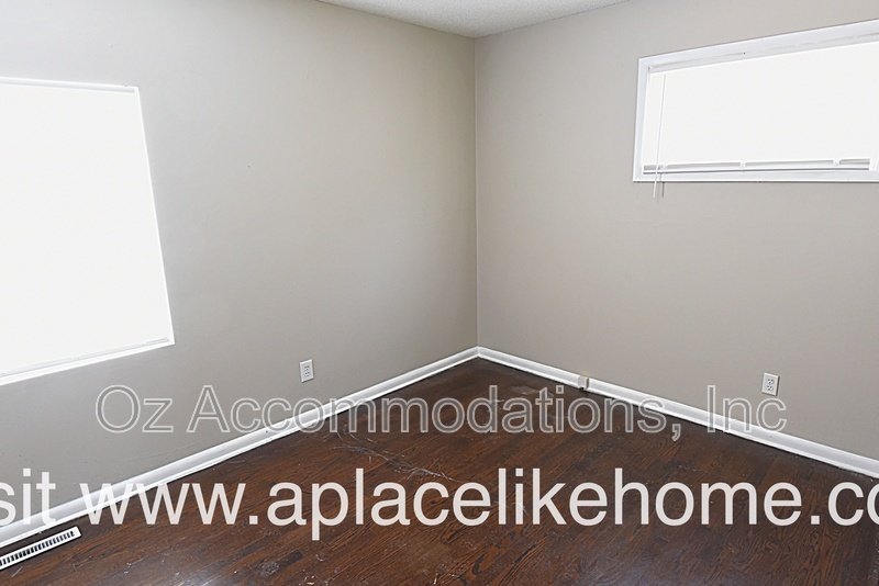 4934 Appleton Ave, Kansas City, MO 64133 property image