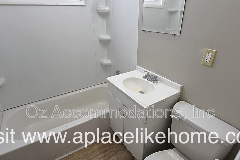4934 Appleton Ave, Kansas City, MO 64133 property image