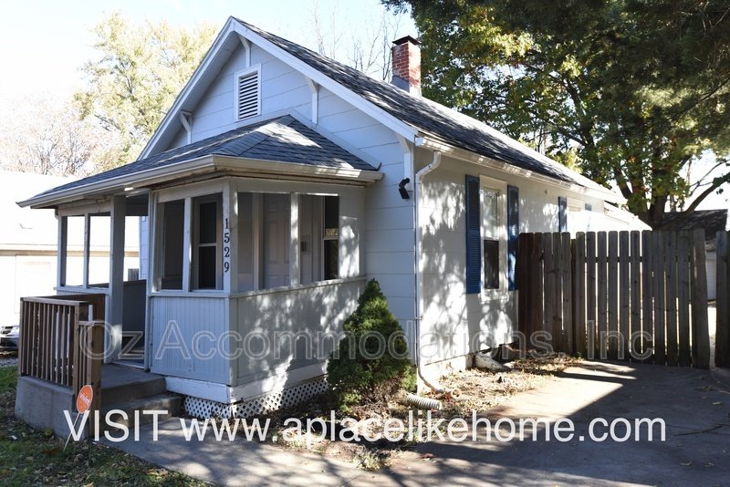 1529 S Harvard Ave property image