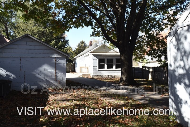 1529 S Harvard Ave property image