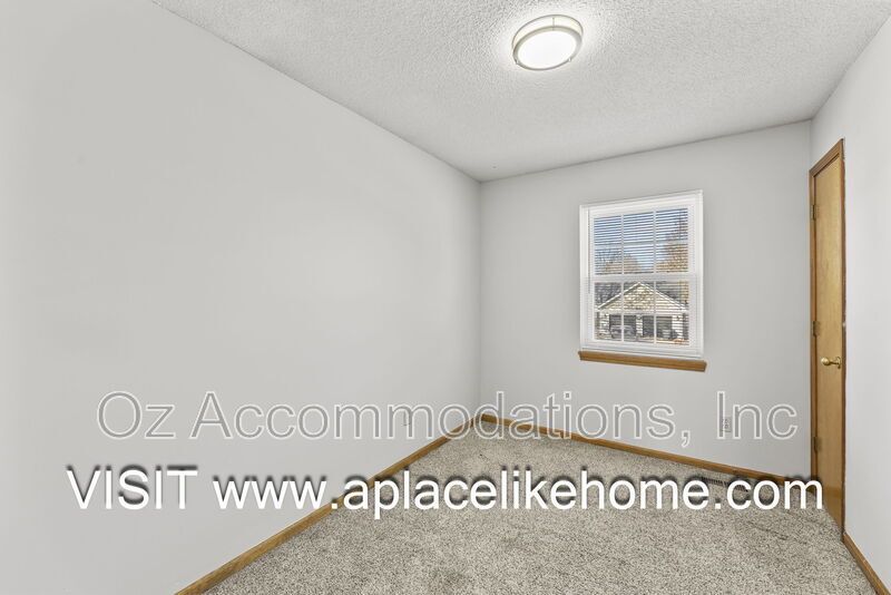 🏡 Coming Soon! Cozy Split-Level 3 Bed / 2.5 Bath Home in Prime Olathe Location! property image