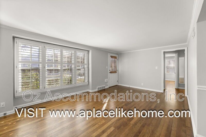 7404 Village Dr property image