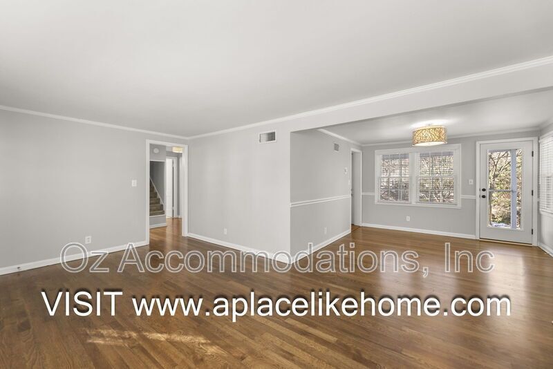 7404 Village Dr property image