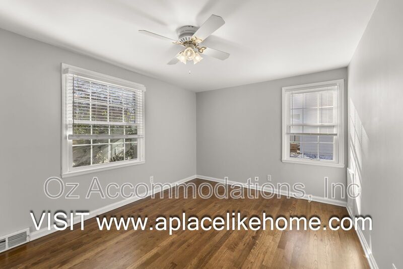 7404 Village Dr property image