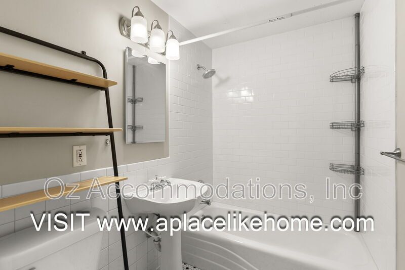 7404 Village Dr property image