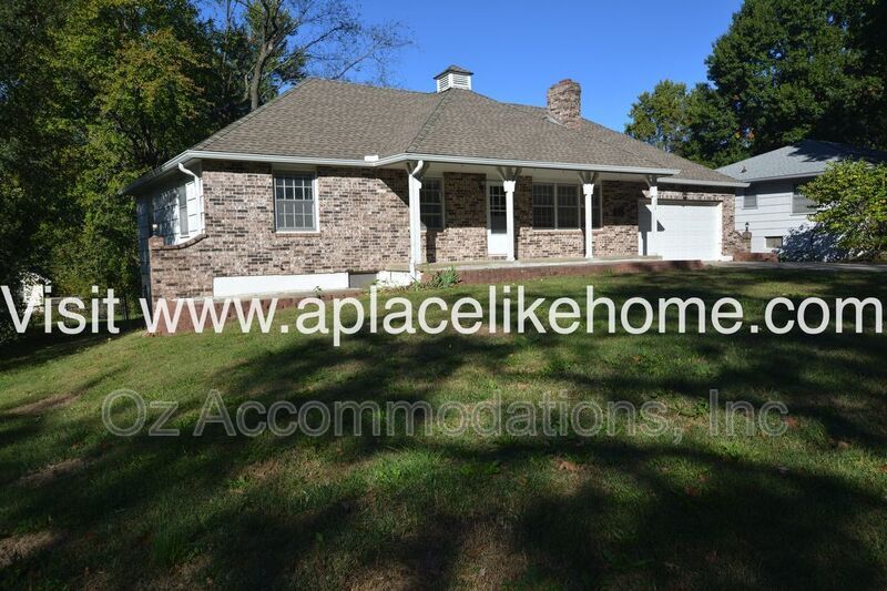 AVAILABLE NOW!! 7820 Arlington Ave, Raytown, MO 64138 property image