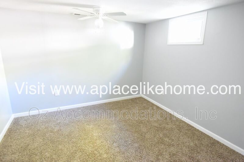 AVAILABLE NOW!! 7820 Arlington Ave, Raytown, MO 64138 property image