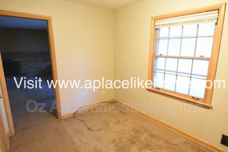 AVAILABLE NOW!! 7820 Arlington Ave, Raytown, MO 64138 property image