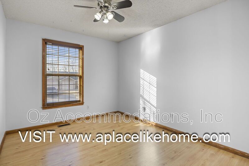 Available Now! | 313 S Darrowby Dr, Raymore, MO 64083 property image