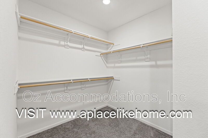 READY TO VIEW | 217 N McGee St, Tonganoxie, KS 66086 property image