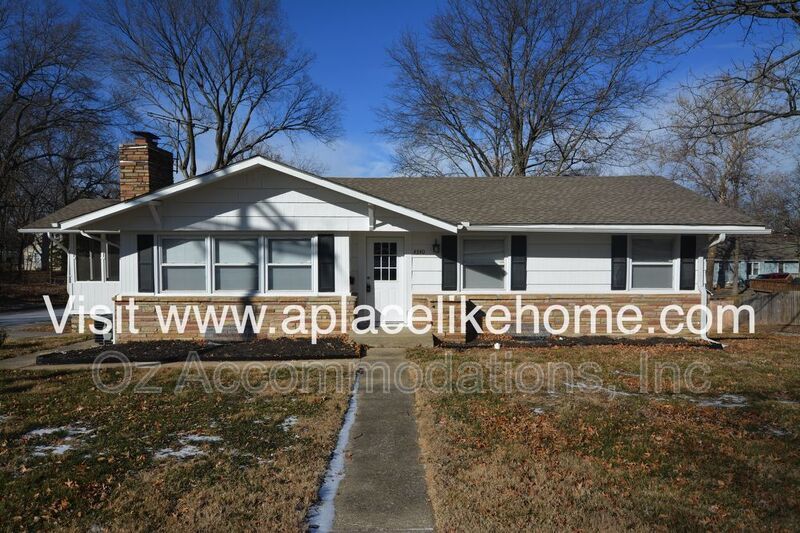 4340 W 51st St, Roeland Park, KS 66205 property image
