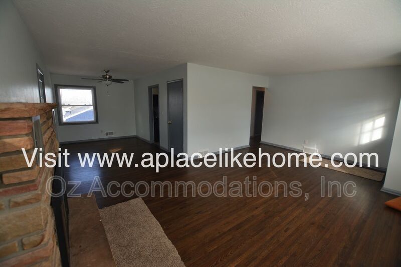 4340 W 51st St, Roeland Park, KS 66205 property image