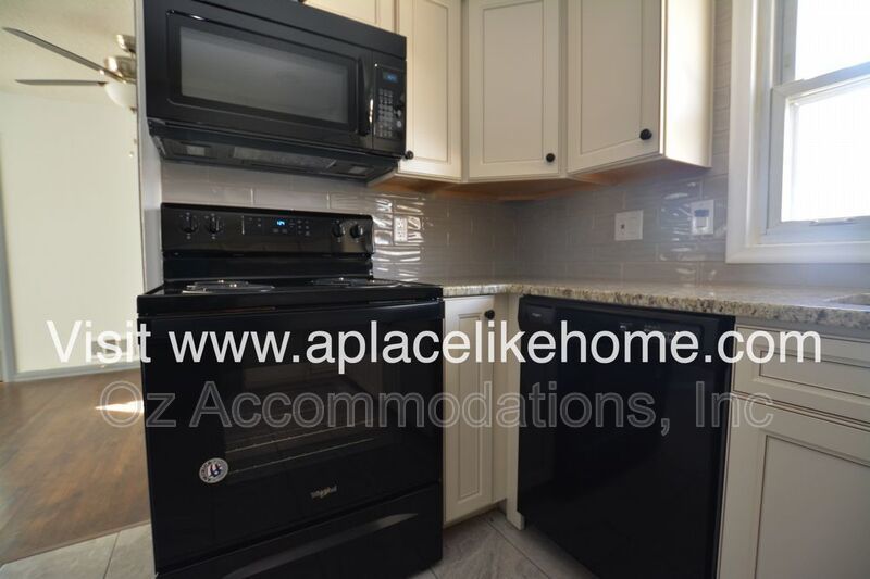 4340 W 51st St, Roeland Park, KS 66205 property image