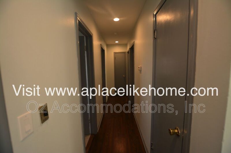 4340 W 51st St, Roeland Park, KS 66205 property image