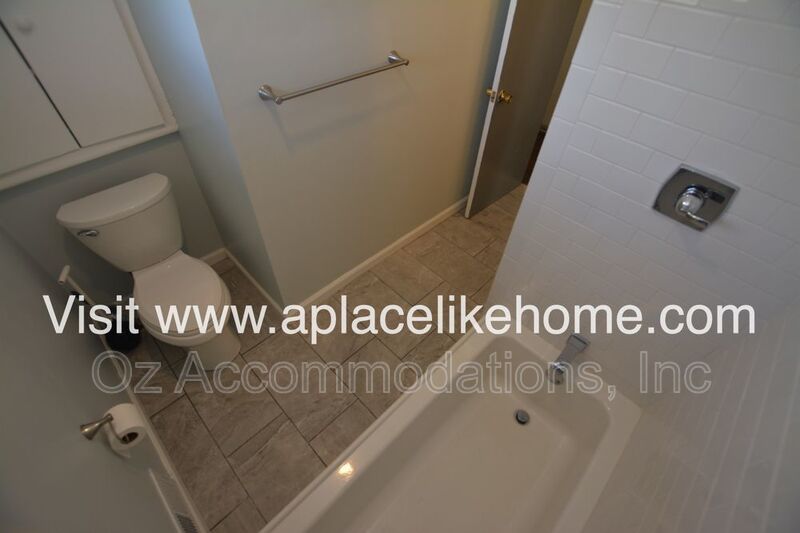 4340 W 51st St, Roeland Park, KS 66205 property image