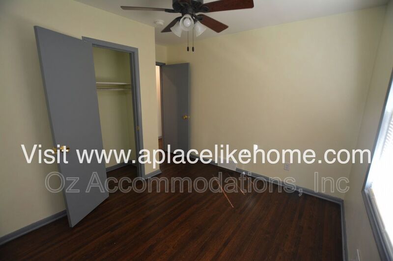 4340 W 51st St, Roeland Park, KS 66205 property image