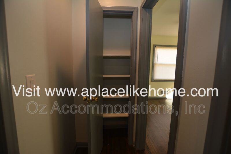 4340 W 51st St, Roeland Park, KS 66205 property image