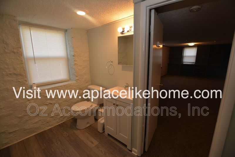 4340 W 51st St, Roeland Park, KS 66205 property image