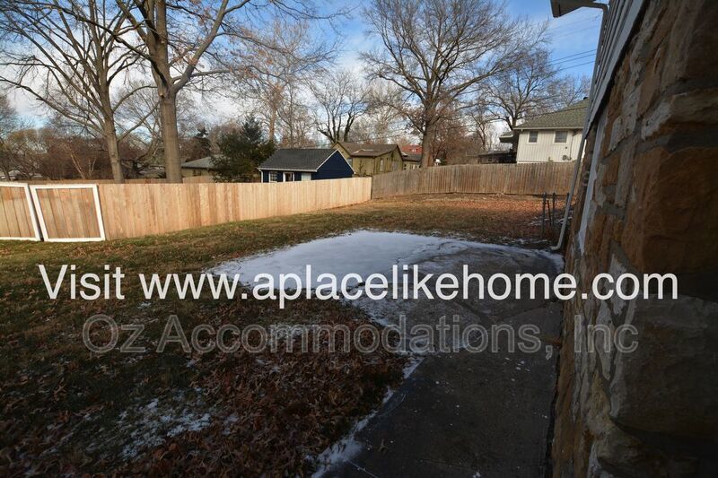 4340 W 51st St, Roeland Park, KS 66205 property image