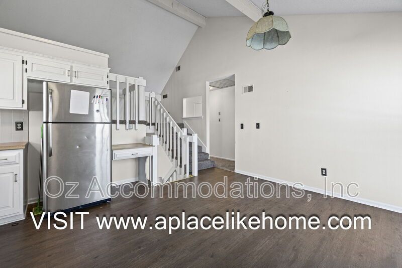 530 SE Hampton St property image