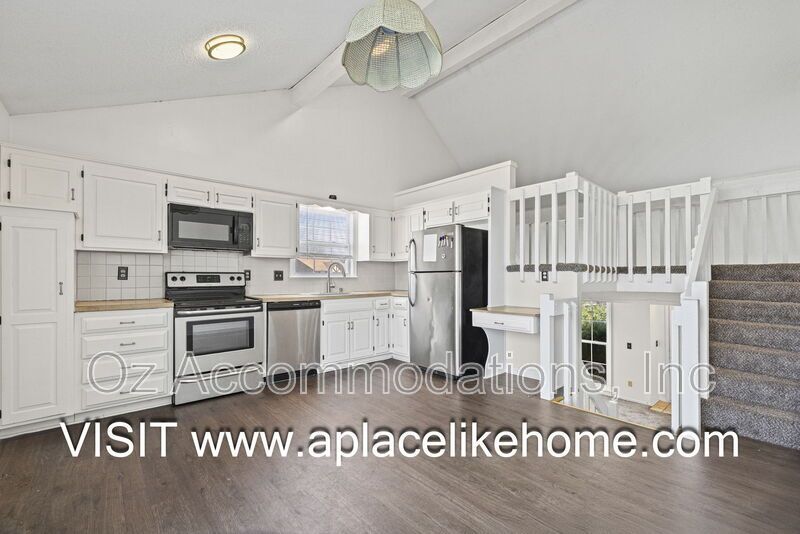 530 SE Hampton St property image