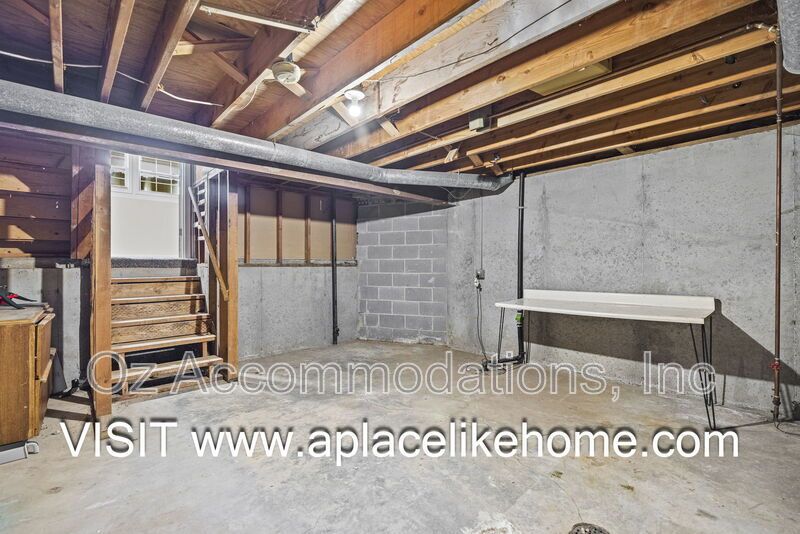 530 SE Hampton St property image