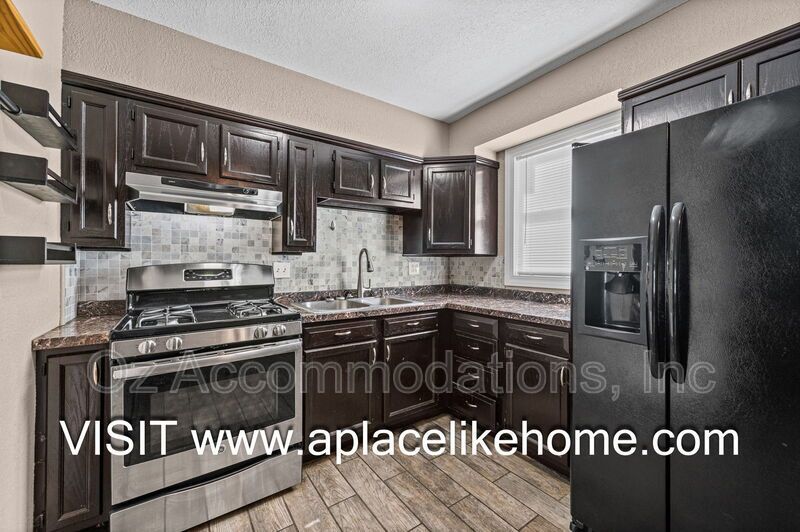 Available Now!! 14719 Bellaire Ave. Grandview, MO 64030 property image