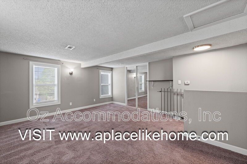 Available Now!! 14719 Bellaire Ave. Grandview, MO 64030 property image