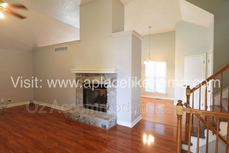 HUGE DECK + PRIVATE FENCED YARD | BLUE VALLEY SCHOOLS property image
