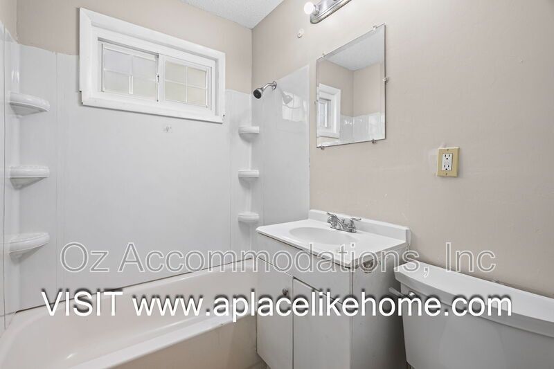 4934 Appleton Ave, Kansas City, MO 64133 property image