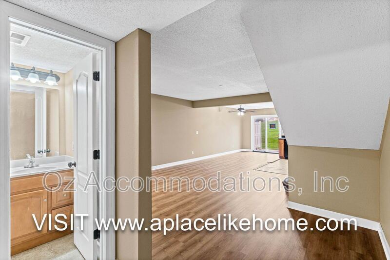 805 SW Imperial Ln property image