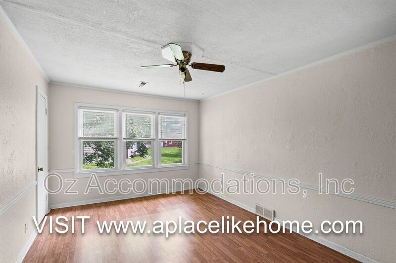 563 S Ash Ave Apt 3 property image