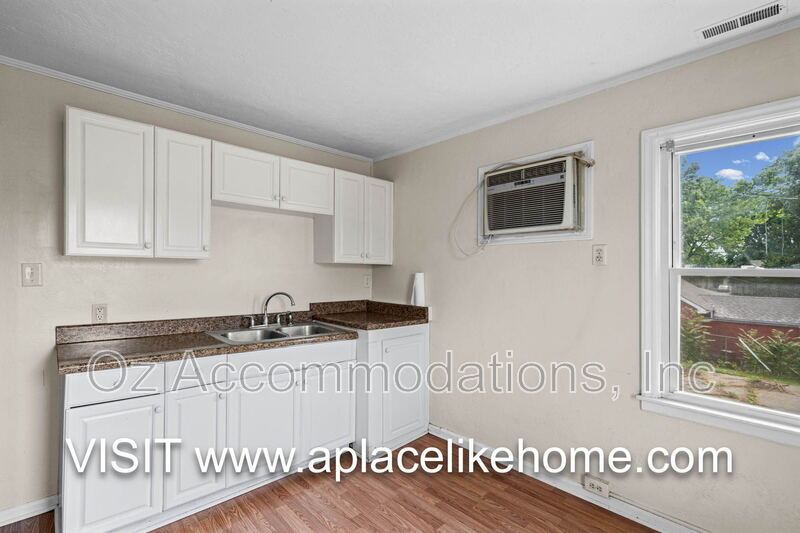 563 S Ash Ave Apt 3 property image