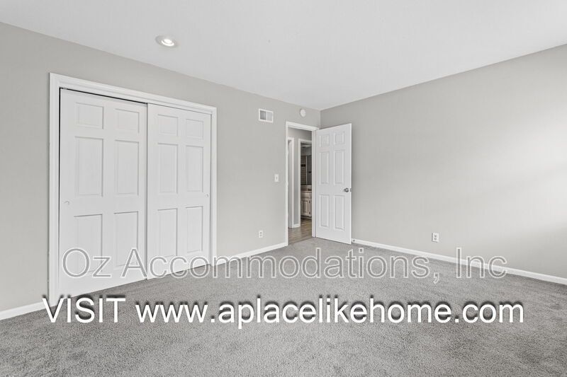 AVAILABLE NOW!! 11626 Woordward St. Overland Park, KS 66210 property image