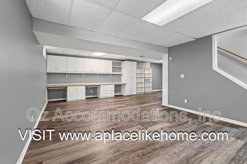 AVAILABLE NOW!! 11626 Woordward St. Overland Park, KS 66210 property image