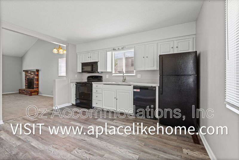9702 Sheperds Dr, Unit B property image