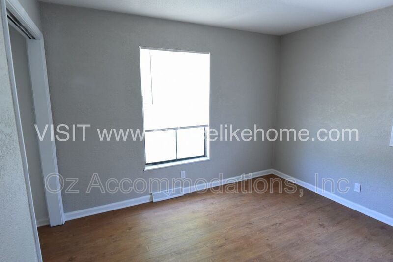 Available Now!! 1105 W Elm Ter Olathe, KS 66061 property image