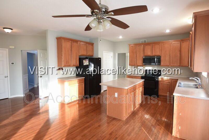 22413 W 113th Ter Olathe, KS 66061 property image