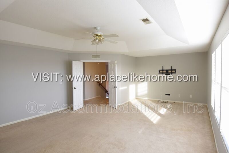 22413 W 113th Ter Olathe, KS 66061 property image